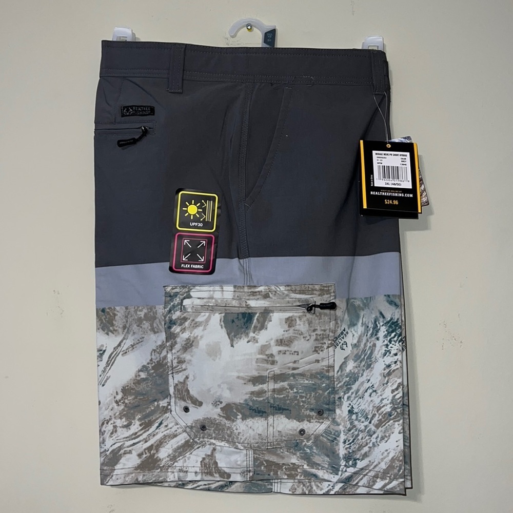 REALTREE mens hybrid fishing shorts UPF30 flex fabric elastic waist lure pocket